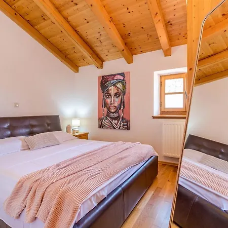 House Andrea With Pool Casa vacanze